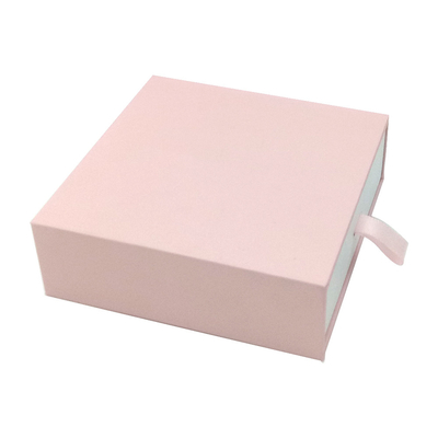 กล่องของขวัญแข็ง VAC ถาด CMYK 4C Offset Pink Magnetic Box